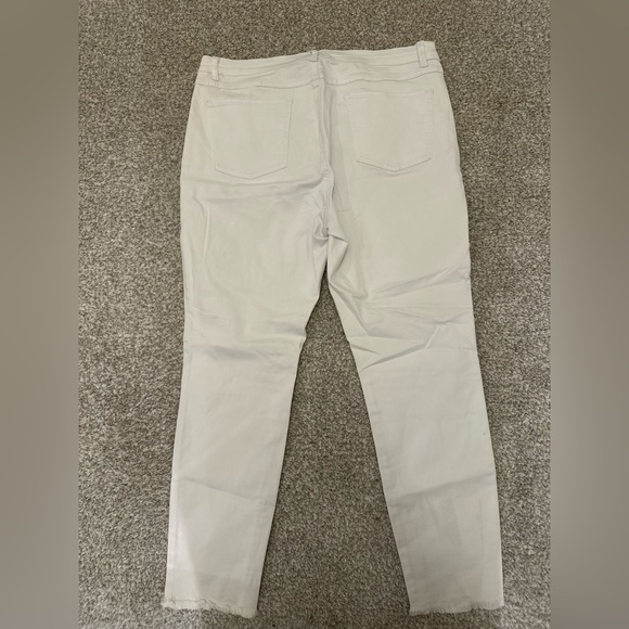 Women’s French Dressing Jeans - Picture 7 of 10